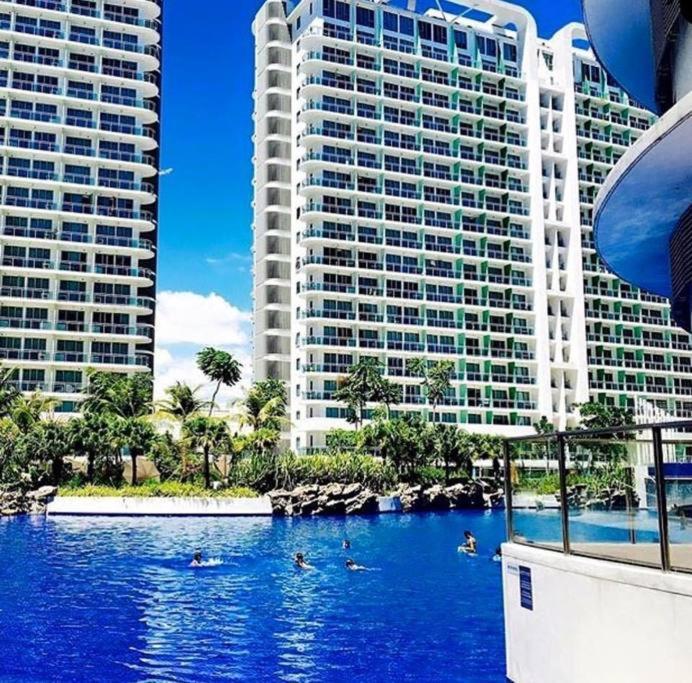 Azure C2 Balcony Wifi Near Mall Airport Multiple Units Paranaque City Exterior foto